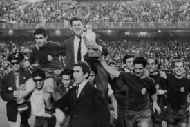 A spanyol labdarúgás legnagyobb sikere, 64-es EB döntő